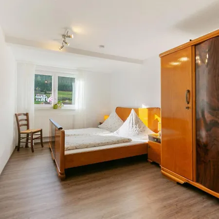 Lovely With Large Balcony In Mitteltal In The Black Forest شقة بيرسبرون