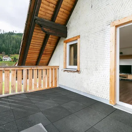 Lovely With Large Balcony In Mitteltal In The Black Forest بيرسبرون