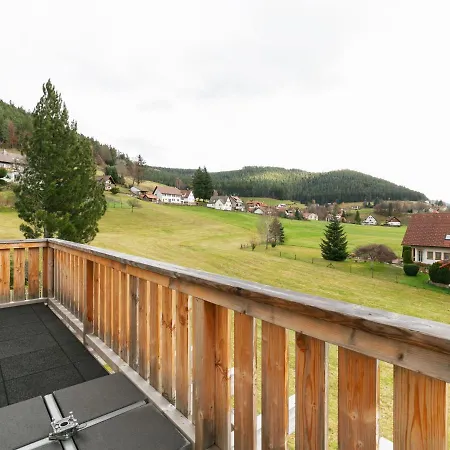 Lovely With Large Balcony In Mitteltal In The Black Forest * بيرسبرون